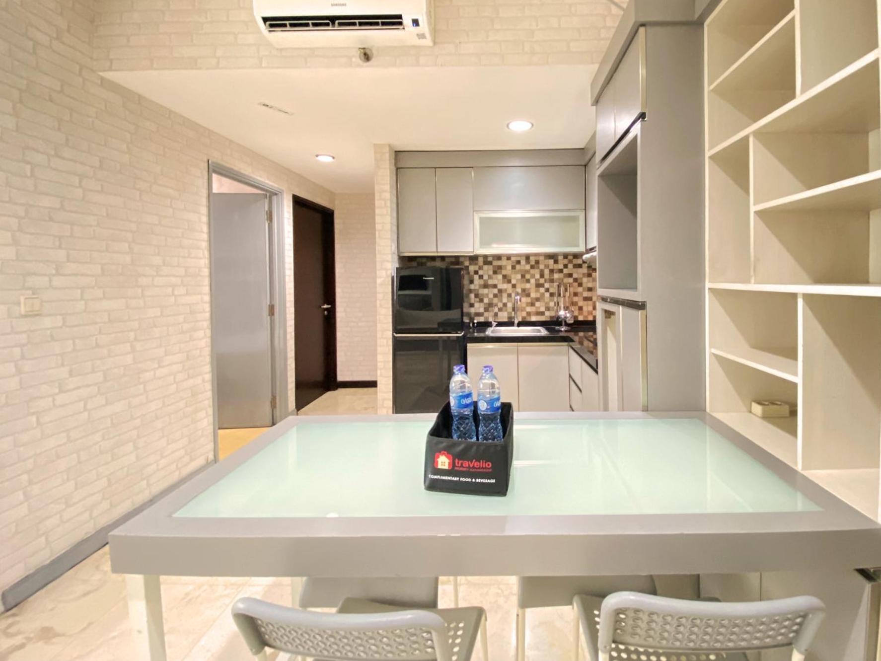 Cozy And Serene Designed 2br At Braga Walk By Travelio Apartemen Bandung