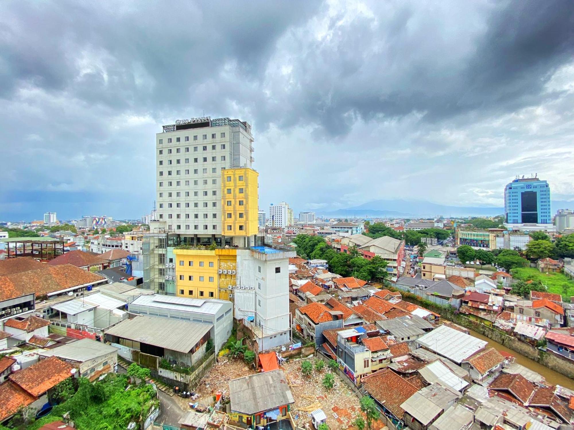 Apartemen Cozy And Serene Designed 2br At Braga Walk By Travelio