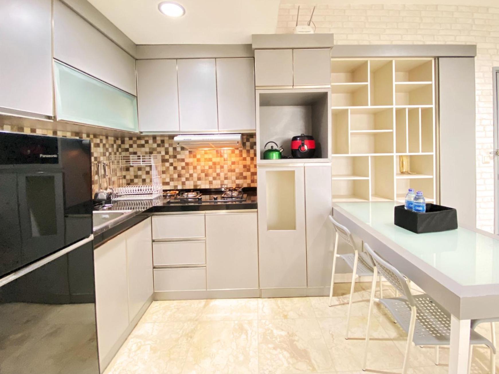 Cozy And Serene Designed 2br At Braga Walk By Travelio *